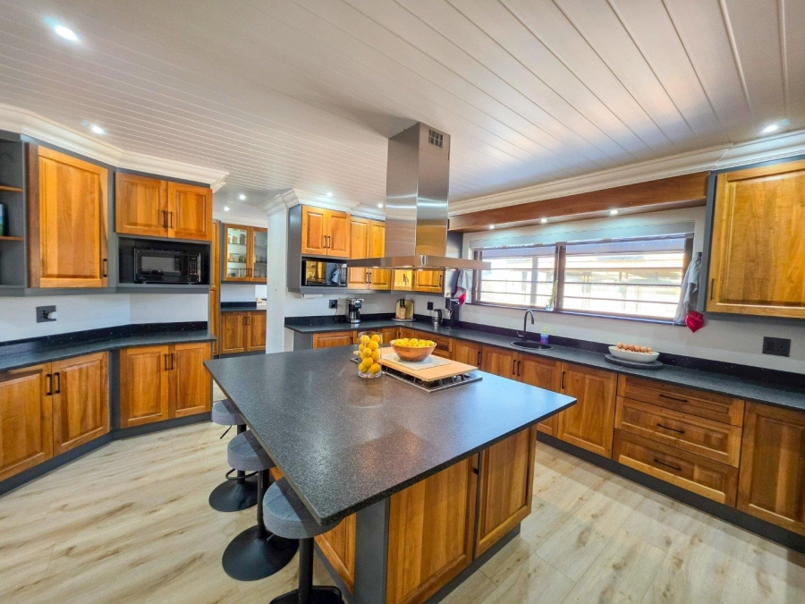 3 Bedroom Property for Sale in Stilbaai Wes Western Cape